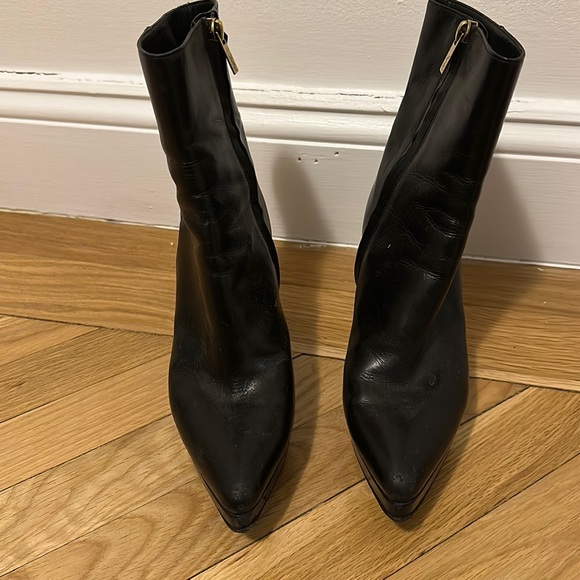 Saint Laurent booties - Picture 1 of 3